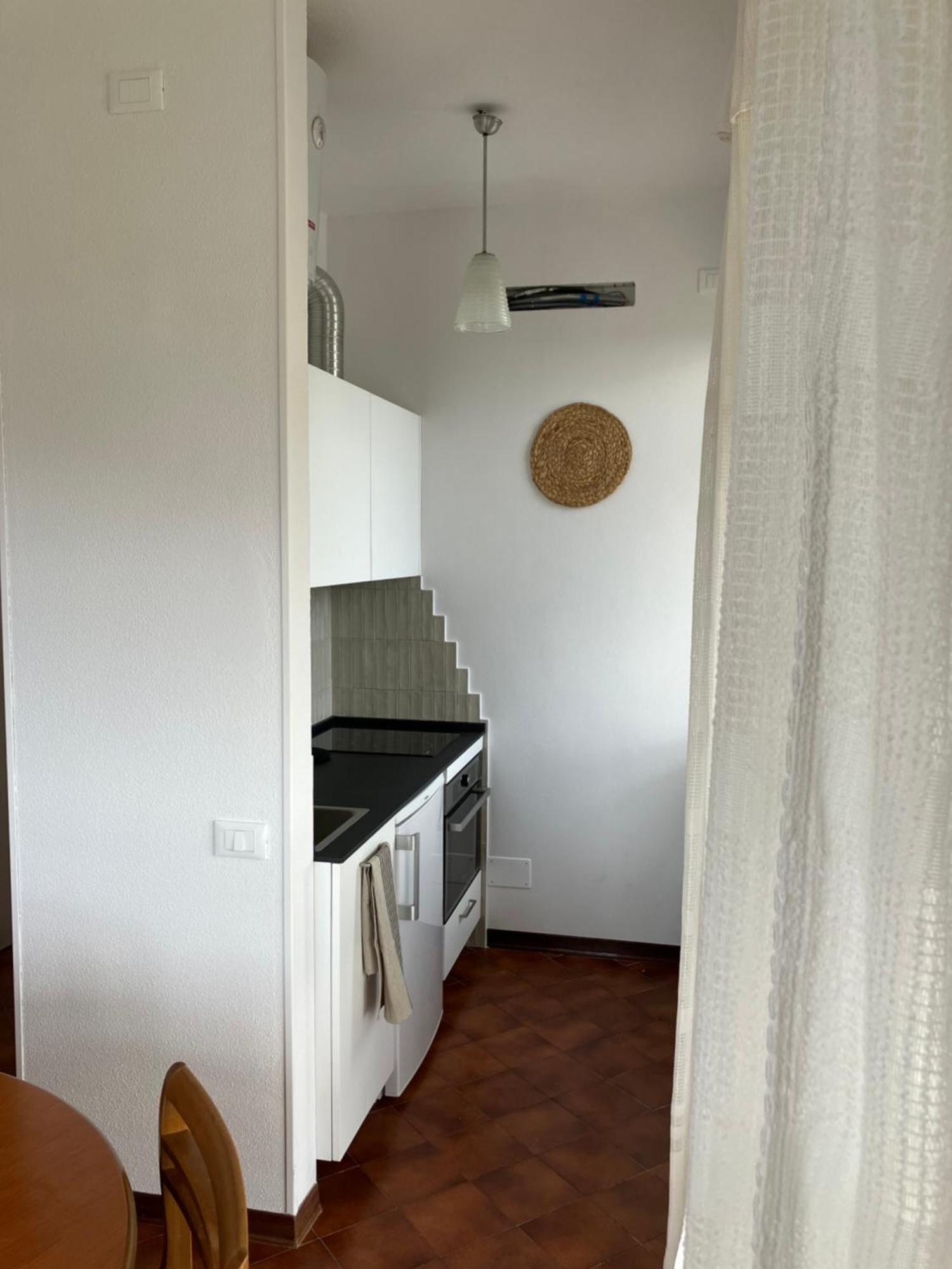Aria Luce Mare Apartment San Bartolomeo Al Mare Luaran gambar